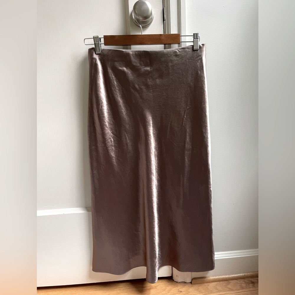 Women skirt